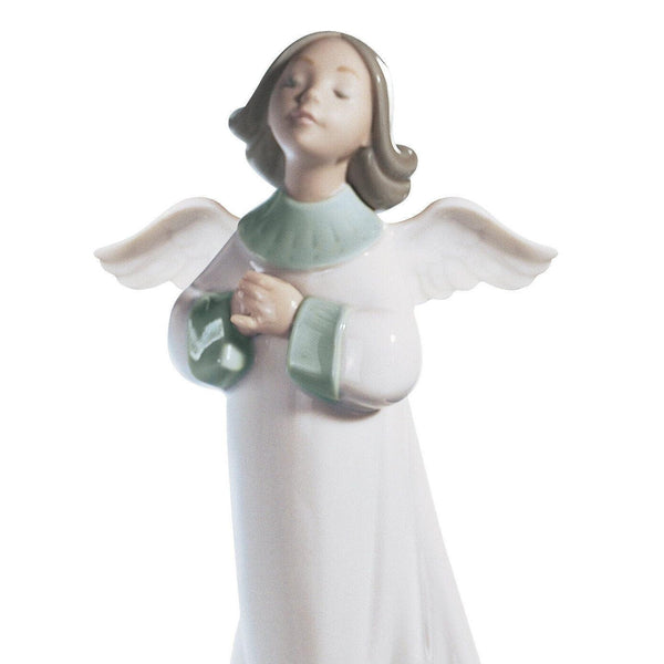 Load image into Gallery viewer, Lladro An Angel's Wish Figurine

