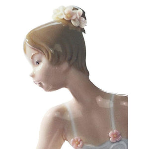 Lladro Recital Ballet Girl Figurine