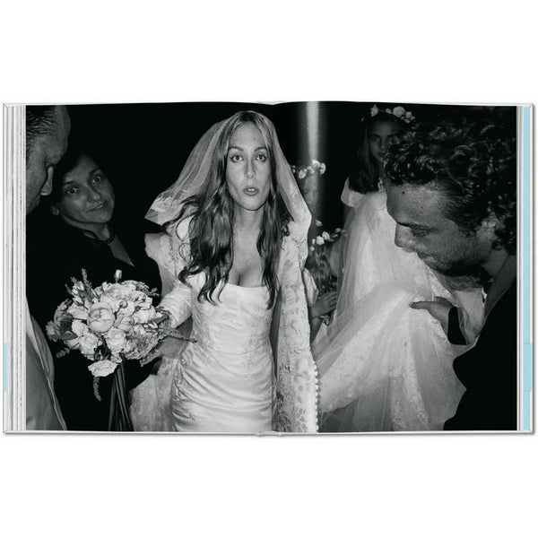 Load image into Gallery viewer, Mario Testino. I Love You. A celebration of weddings - Taschen Books

