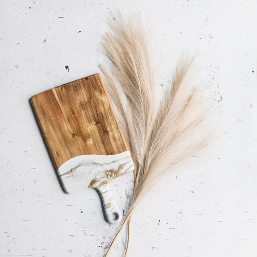 Lynn & Liana 8x16 Medium Acacia Cheeseboard Gold Quartz