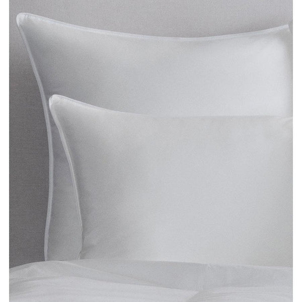 Load image into Gallery viewer, Sferra Arcadia Soft Pillow - White
