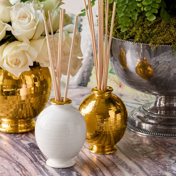 Load image into Gallery viewer, AERIN Siena Madaket Geranium Diffuser Set, Cream
