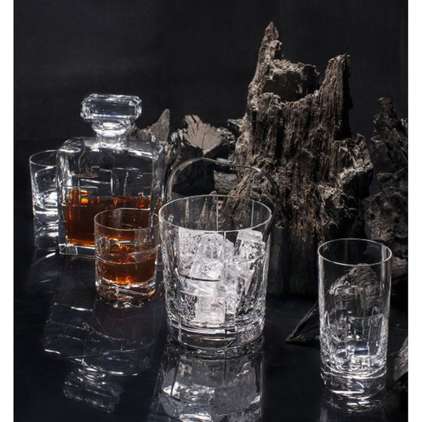 Load image into Gallery viewer, Vista Alegre Portrait - Whisky Decanter
