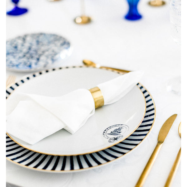 Load image into Gallery viewer, Vista Alegre Transatlantica - Charger Plate, set of 4
