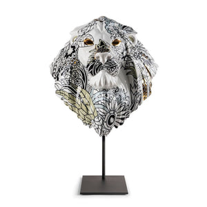 Lladro Lion Mask / Wild Nature Sculpture