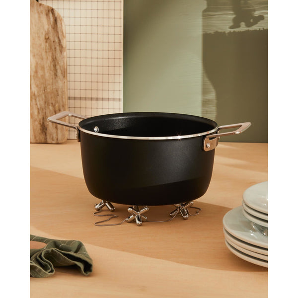Load image into Gallery viewer, Alessi Tripod Round Trivet
