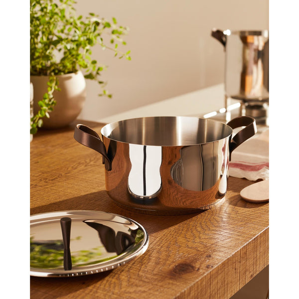 Load image into Gallery viewer, Alessi Edo Casserole With Two Handles Cm 24 || 9½″
