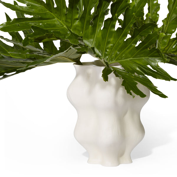 Load image into Gallery viewer, AERIN Corvo Large Vase
