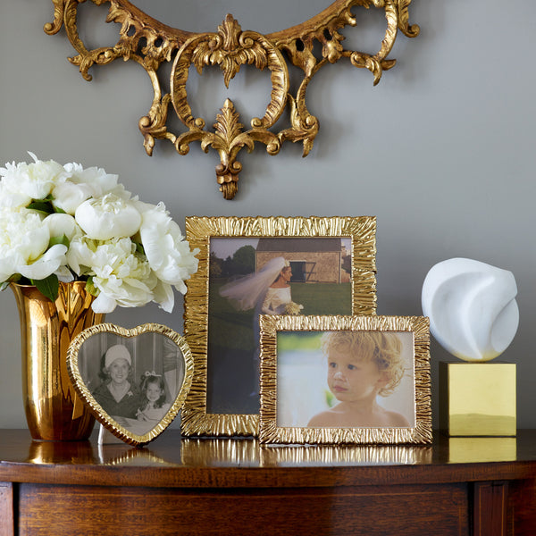 Load image into Gallery viewer, AERIN Ambroise 8x10 Frame - Gold
