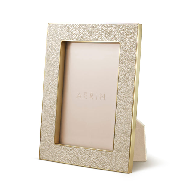 Load image into Gallery viewer, AERIN Classic Shagreen 4x6 Frame - Wheat
