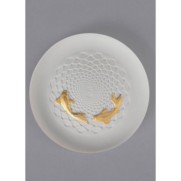Load image into Gallery viewer, Lladro Koi Plate - Golden Luster

