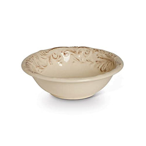 GG Collection Cream Ceramic Salad Bowls Embossed With Acanthus Leaf Motif (Set of 4)