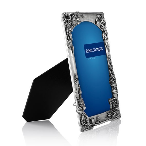 Load image into Gallery viewer, Royal Selangor Rose Garden Photoframe 5R
