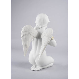 Lladro Heavenly Heart Angel Figurine