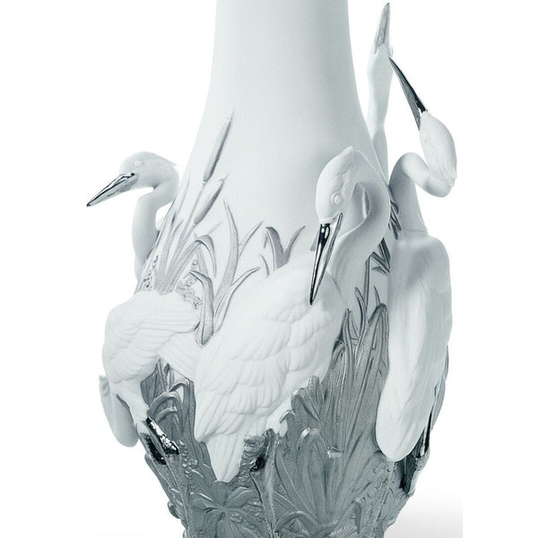 Load image into Gallery viewer, Lladro Herons&#39; Realm Vase - Silver Lustre
