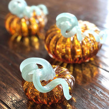 Load image into Gallery viewer, Mariposa Amber Glass Small Pumpkin