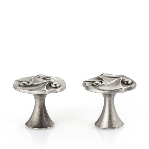 Load image into Gallery viewer, Royal Selangor Bud &amp; Crescent Cufflinks
