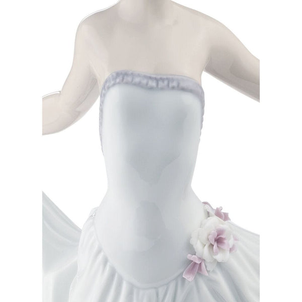 Load image into Gallery viewer, Lladro Dancer Ballet Woman Figurine
