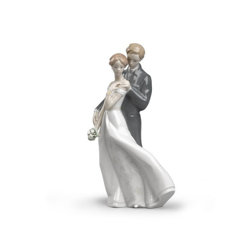 Lladro Everlasting Love Couple Figurine