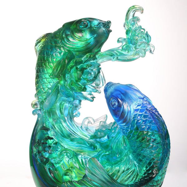 Load image into Gallery viewer, Liuli Crystal Koi Fish Sculpture, In Splendor
