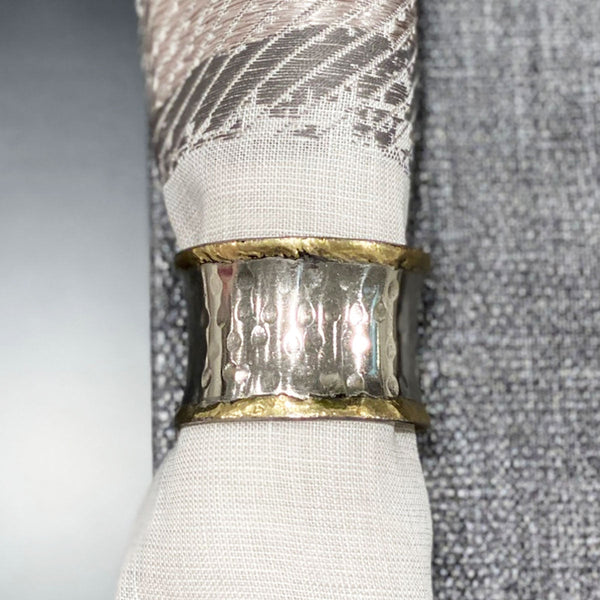 Load image into Gallery viewer, Bodrum Linens Concave Metallic - Napkin Rings - Set of 4
