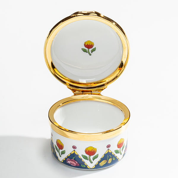 Load image into Gallery viewer, Halcyon Days &quot;Happy Birthday Round&quot; Enamel Box
