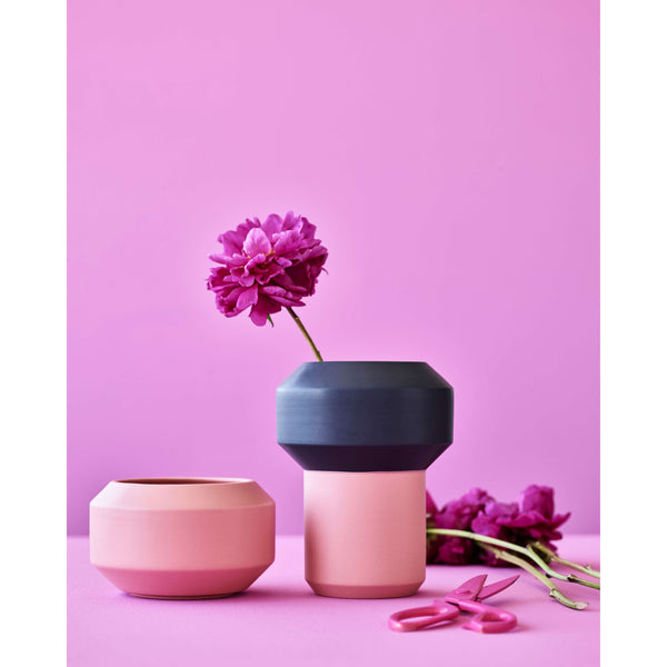 Load image into Gallery viewer, Lucie Kaas Fumario - Small Vase, Pink/Dark Grey
