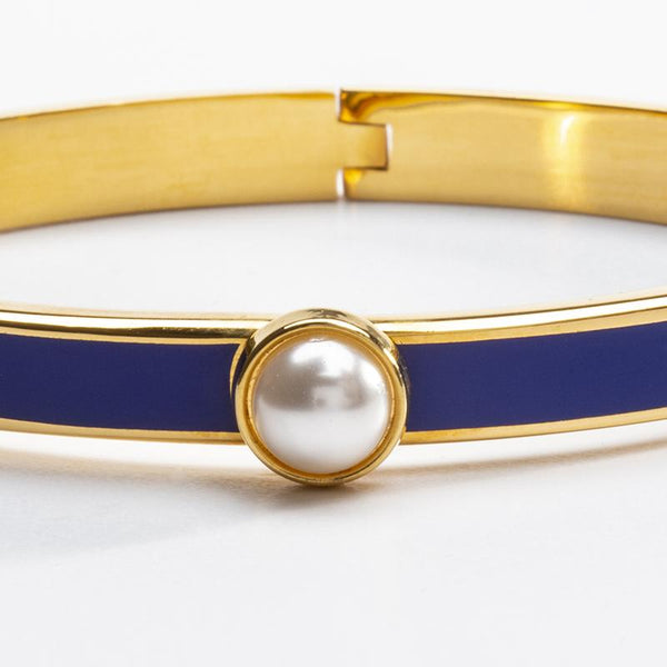 Load image into Gallery viewer, Halcyon Days &quot;Skinny Cabochon Pearl Deep Cobalt &amp; Gold&quot; Bangle
