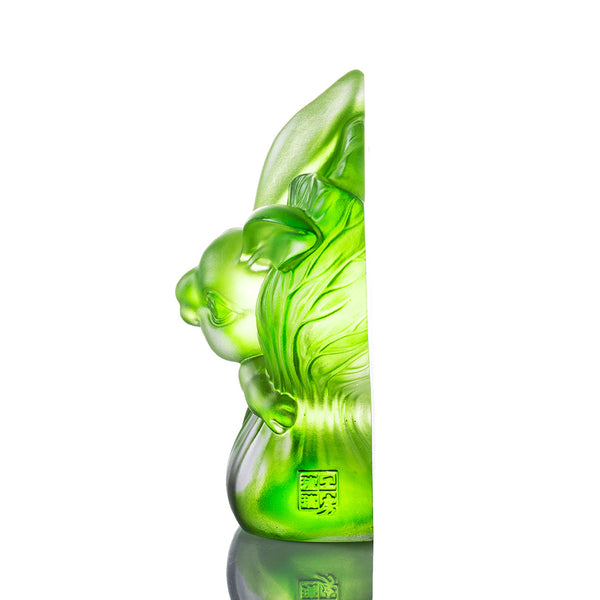Load image into Gallery viewer, Liuli LIULI Crystal Year of the Rabbit Familiar, Fortuitous
