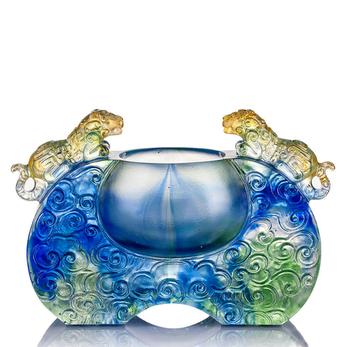 Liuli Crystal Vessel, Chinese Ding, A Majestic Duo