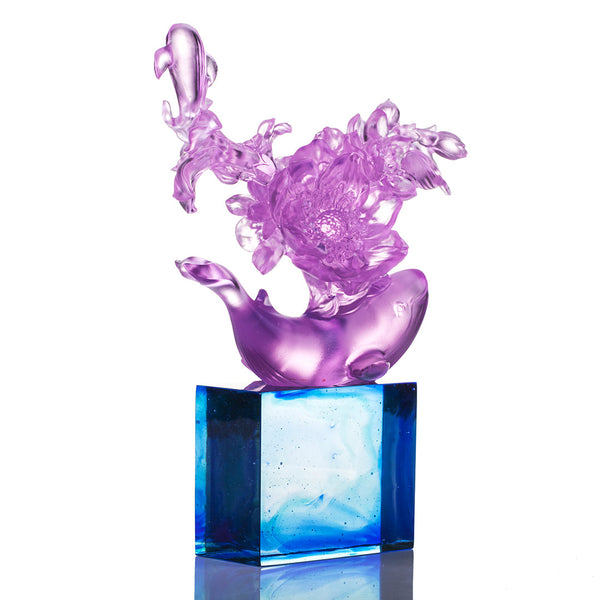 Load image into Gallery viewer, Liuli LIULI Crystal Flower Whale Journey of Kun - Red
