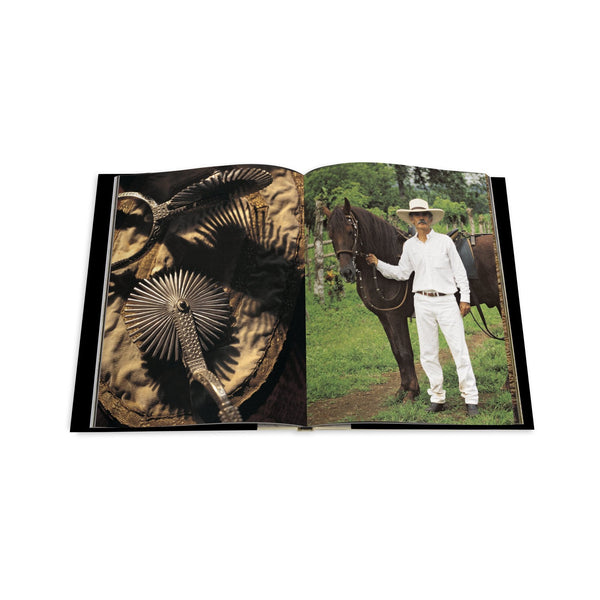 Load image into Gallery viewer, Panama: Legendary Hats - Assouline Books
