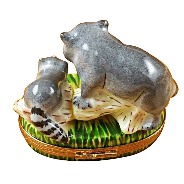 Load image into Gallery viewer, Rochard &quot;Raccoon with Baby&quot; Limoges Box
