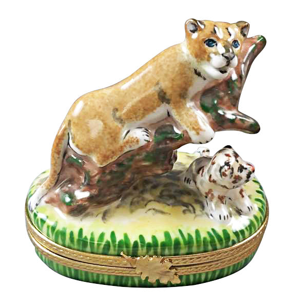 Load image into Gallery viewer, Rochard &quot;Cougar with Baby&quot; Limoges Box
