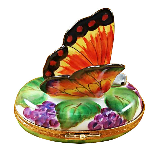 Load image into Gallery viewer, Rochard &quot;Butterfly on Grapes&quot; Limoges Box
