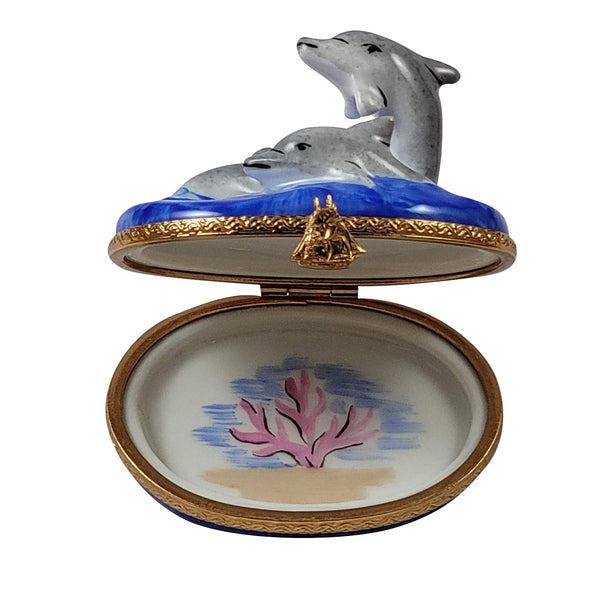 Load image into Gallery viewer, Rochard &quot;Three Dolphins&quot; Limoges Box
