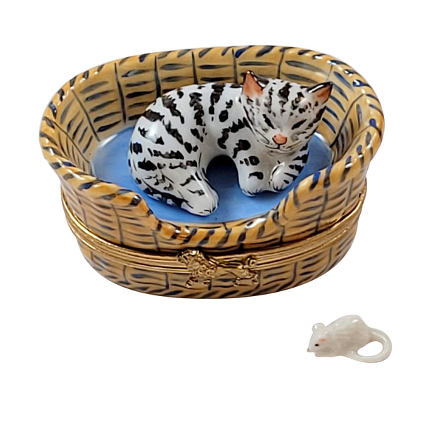 Load image into Gallery viewer, Rochard &quot;Dreaming Cat with Removable Mouse Inside&quot; Limoges Box
