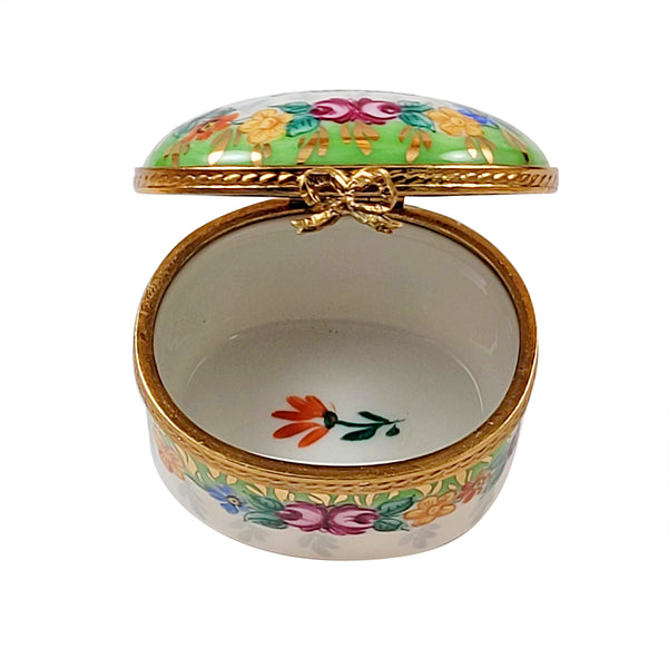Load image into Gallery viewer, Rochard &quot;Forever Friends with Flowers&quot; Limoges Box
