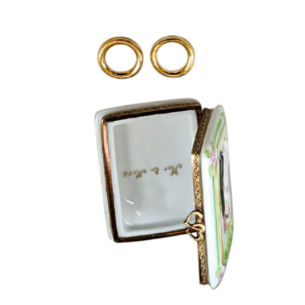 Load image into Gallery viewer, Rochard &quot;Wedding Book With 2 Removable Gold Rings&quot; Limoges Box
