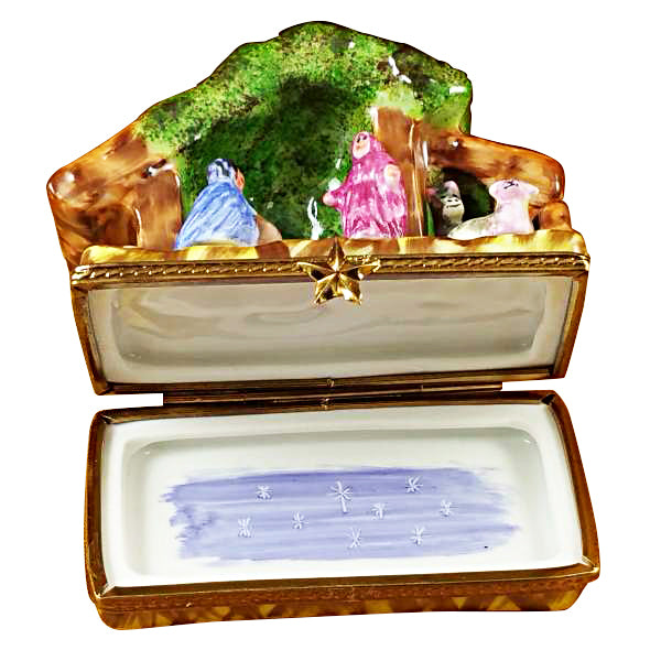 Load image into Gallery viewer, Rochard &quot;Manger - Nativity&quot; Limoges Box
