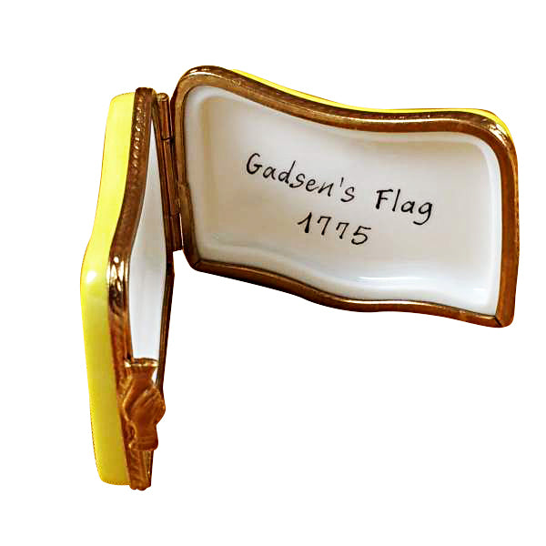 Load image into Gallery viewer, Rochard &quot;Don&#39;t Tread On Me Flag&quot; Limoges Box
