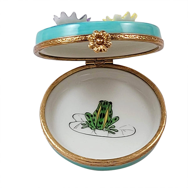 Load image into Gallery viewer, Rochard &quot;Monet&#39;s Water Lilies&quot; Limoges Box
