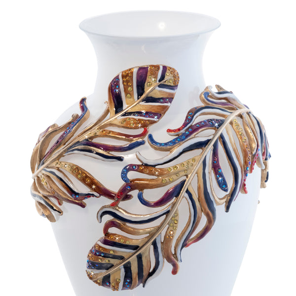 Load image into Gallery viewer, Jay Strongwater Aditya Feather Vase
