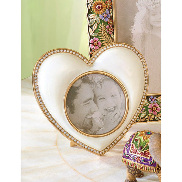 Load image into Gallery viewer, Jay Strongwater Chantal Heart Frame - White
