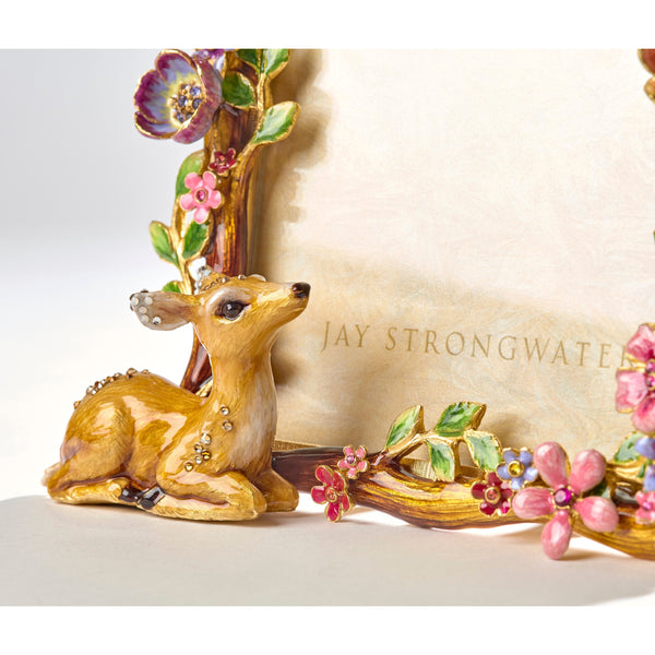 Load image into Gallery viewer, Jay Strongwater Willow Deer 5&quot; x 7&quot; Frame - Natural
