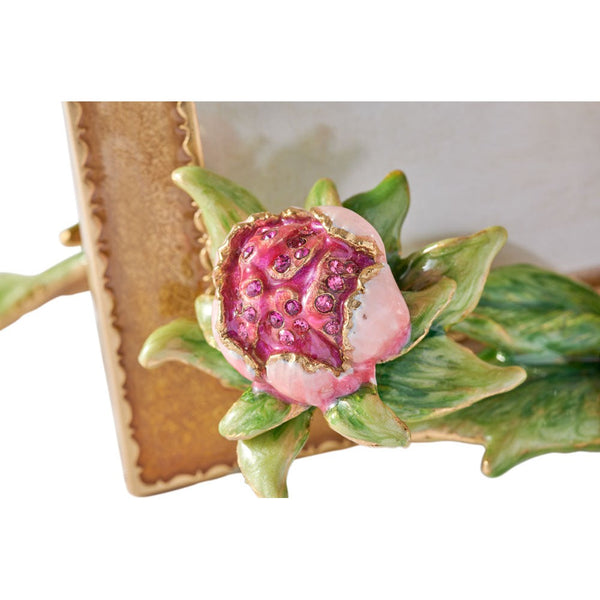 Load image into Gallery viewer, Jay Strongwater Cindy 5&quot; x 7&quot; Peony Frame
