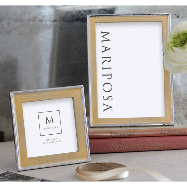 Load image into Gallery viewer, Mariposa Signature Gold 5x7 Frame
