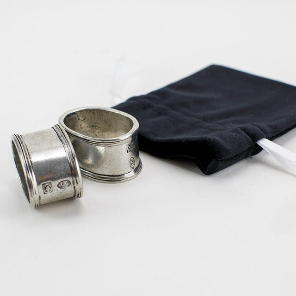 Load image into Gallery viewer, Arte Italica Vintage Smooth Oval Pewter Napkin Ring, Set of 2
