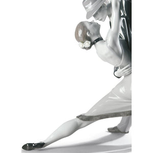 Lladro Passionate Tango Couple Figurine - Limited Edition