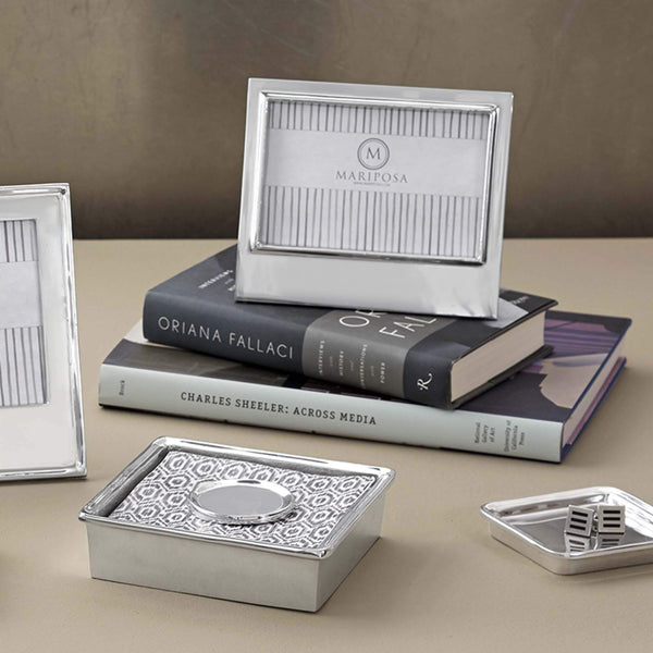 Load image into Gallery viewer, Mariposa I LOVE US Signature 4x6 Frame
